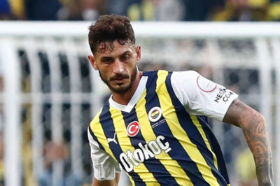 Fenerbahçe Devre Arasında Samet Akaydin'e Gelecek Teklifleri Değerlendirme Kararı Aldı