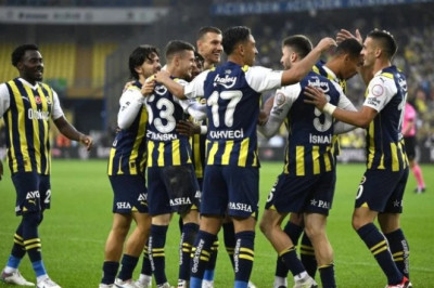 Fenerbahçe'nin golcülerinin rakamları inanılmaz! Durdurulamıyorlar...