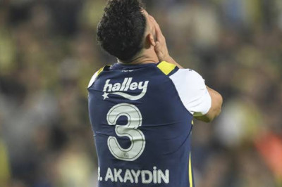 Fenerbahçe'den Samet Akaydin kararı