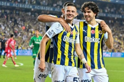Fenerbahçeli Szymanski ve Ferdi için yorum: 