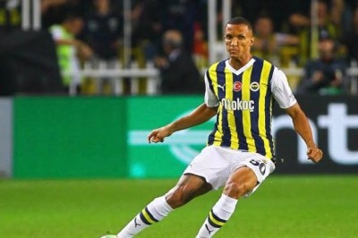 Fenerbahçe'de Rodrigo Becao bombası