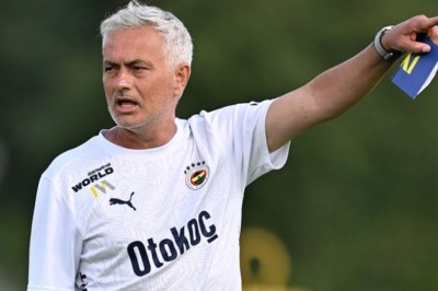Fenerbahçe'ye Jose Mourinho'dan 2 yeni sol bek!