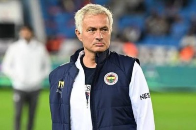 Jose Mourinho, Dybala, Zalewski, Pellegrini derken asıl bombayı patlatıyor!